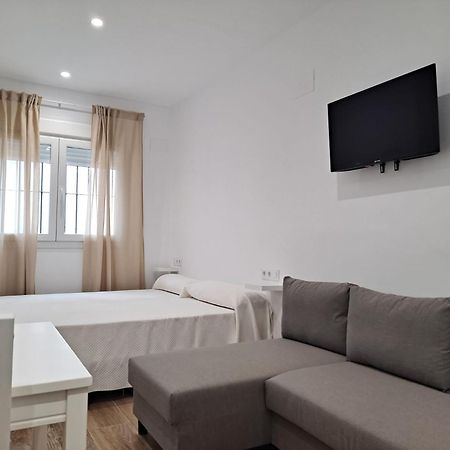 Apartamentos Caballo Rojo Кониль-де-ла-Фронтера Экстерьер фото